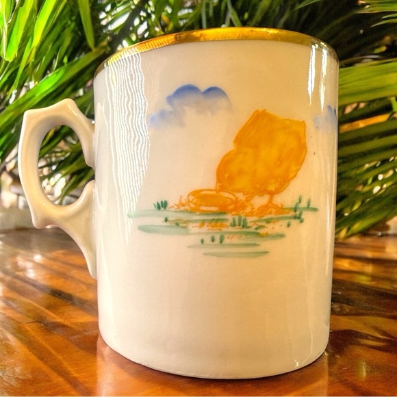 VINTAGE German Hand-Painted Mug – Chicks Eating with Golden Rim - Picture 8 of 12